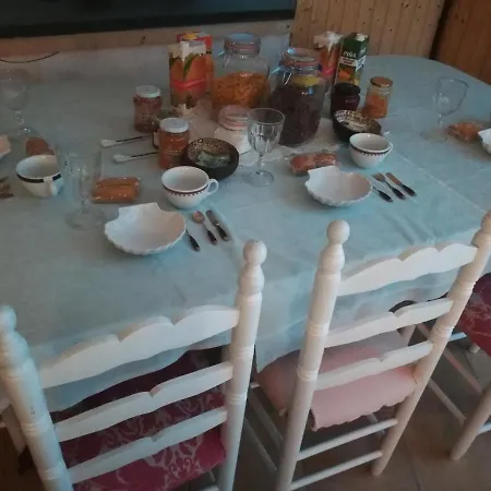ベッド・アンド・ブレックファスト International Lapplandia B&b. *